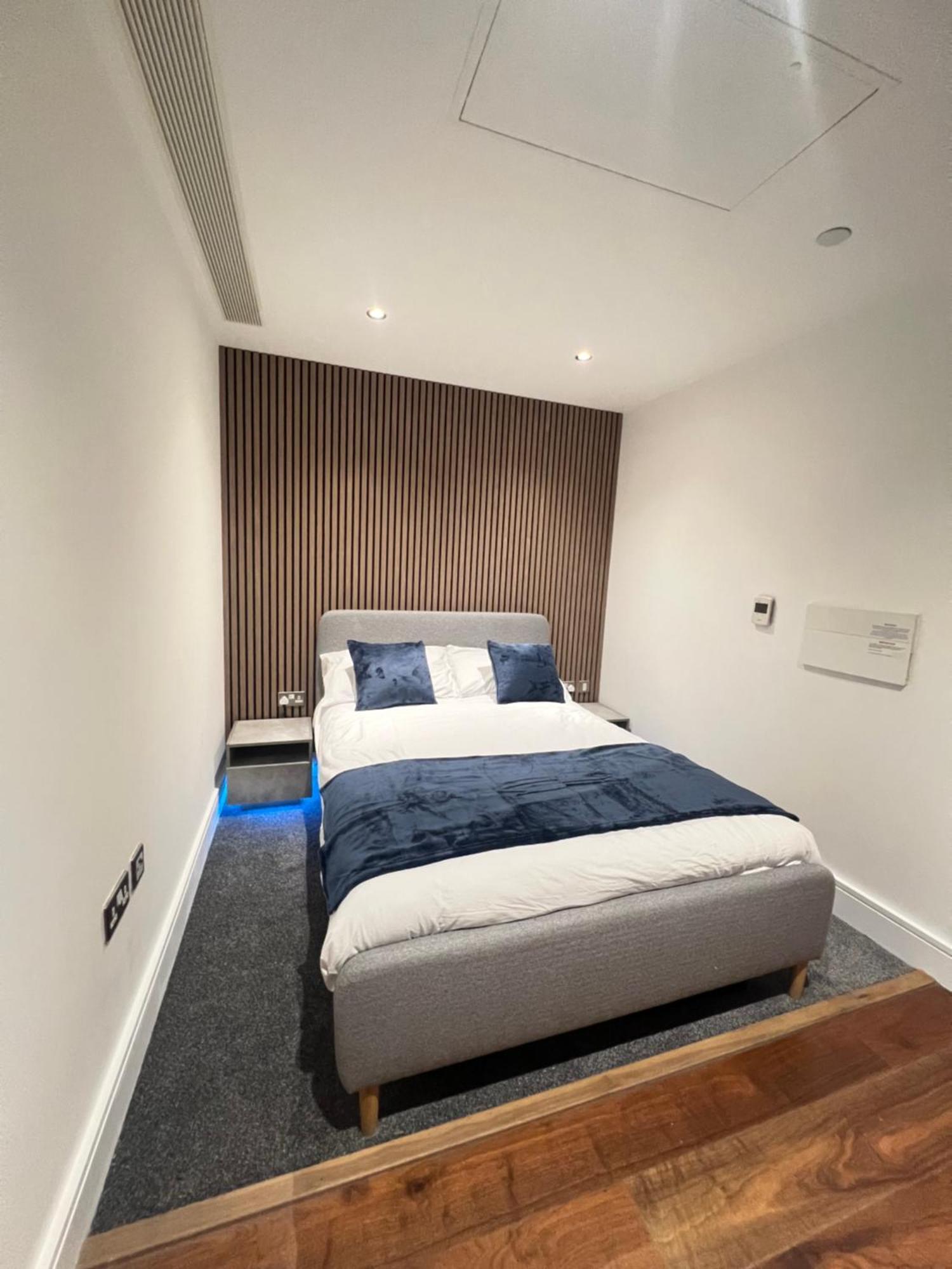Apartment In Canary Wharf ลอนดอน ภายนอก รูปภาพ