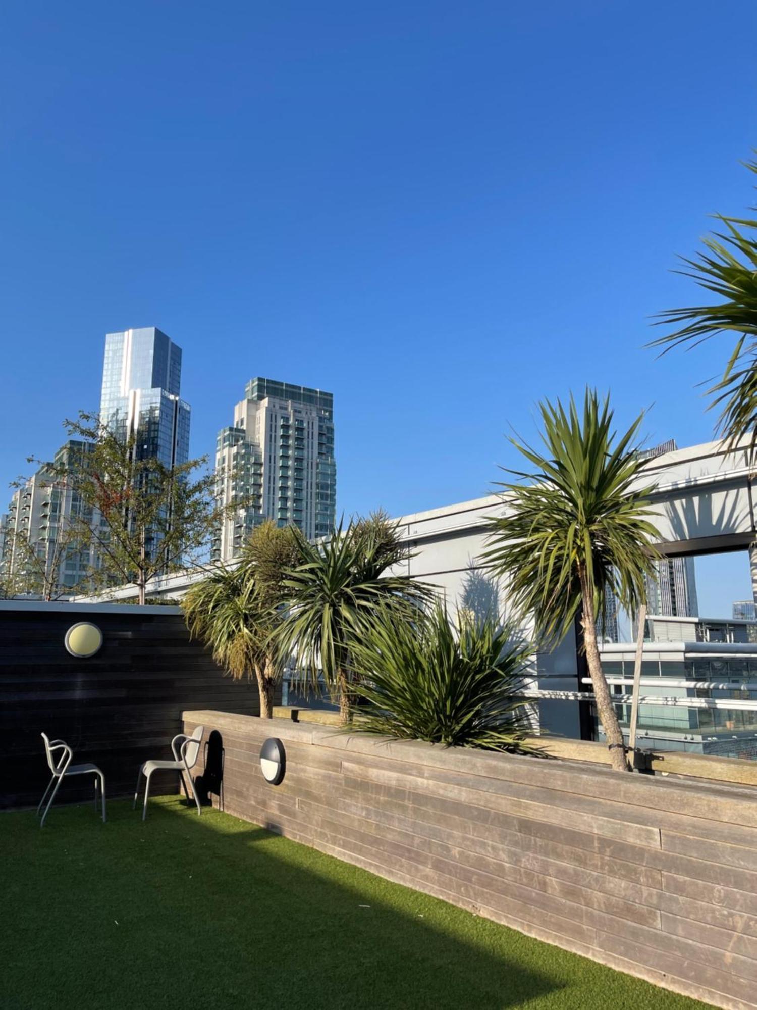 Apartment In Canary Wharf ลอนดอน ภายนอก รูปภาพ